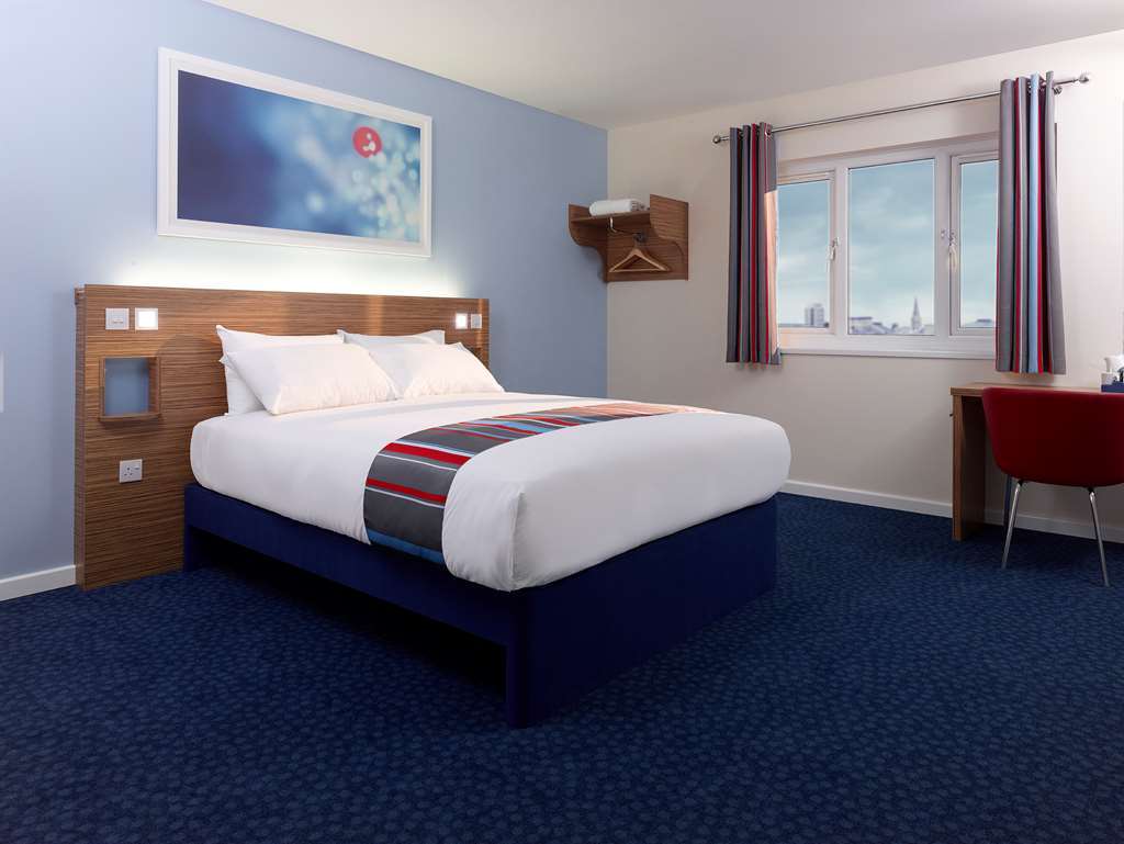 Travelodge Kew Bridge Londres Habitación foto