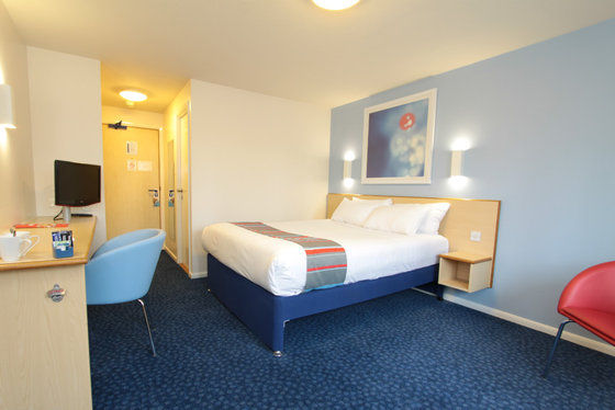 Travelodge Kew Bridge Londres Habitación foto